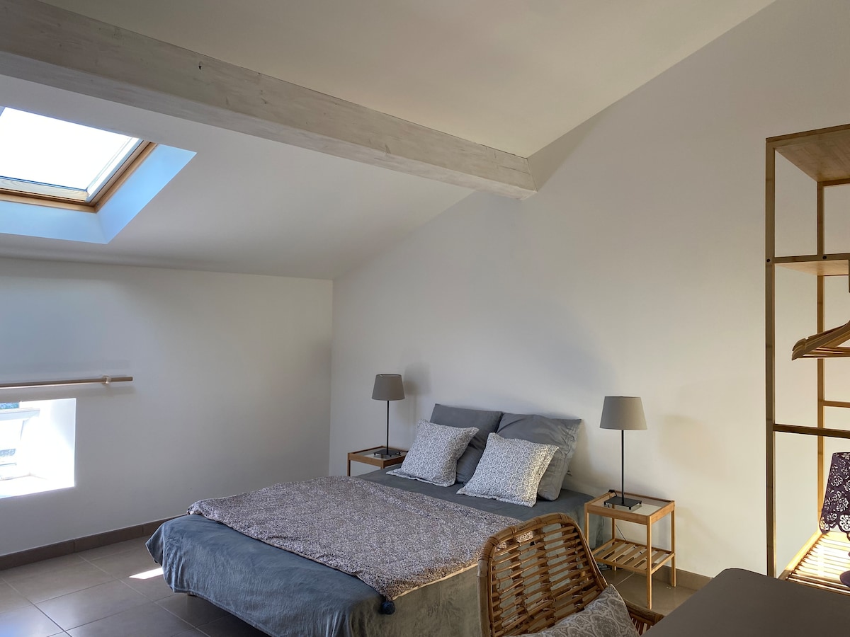 საძინებელი 1