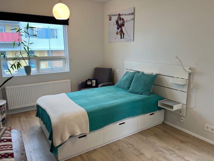 Cama de 120 cm de ancho.