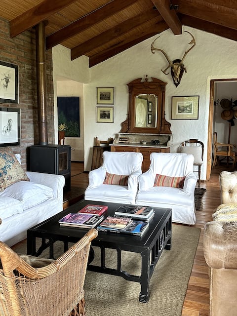 Popular Airbnb listing: Garden House in Santa Cruz