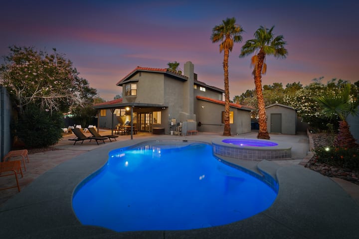 Bright 4br, Near Summerlin, Pool & Spa! Mini Putt! - Las Vegas, NV