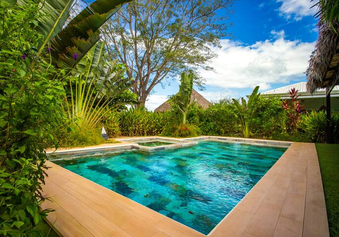 Private Villa | Fast Wi-Fi | Near to Beach