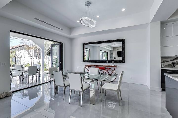 Stanley Mansion gallery image 5