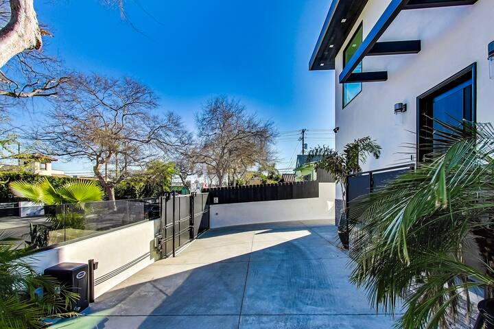 Stanley Mansion gallery image 4