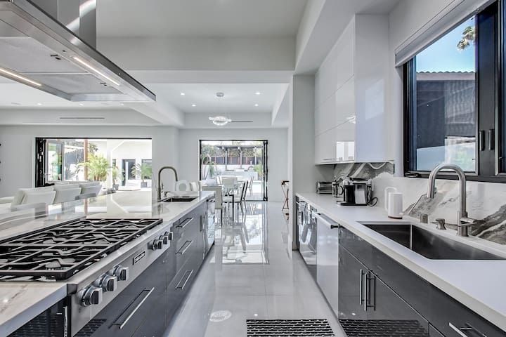 Stanley Mansion gallery image 3