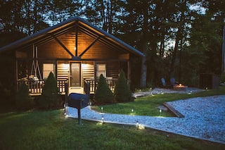 Stay near Hocking Hills