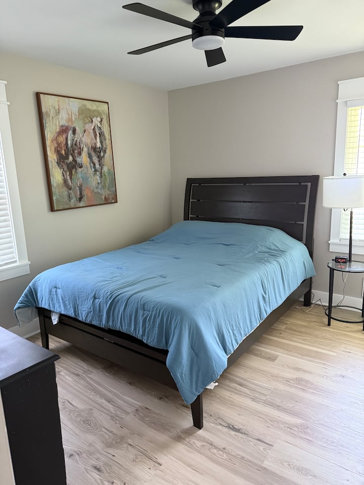 საძინებელი 1