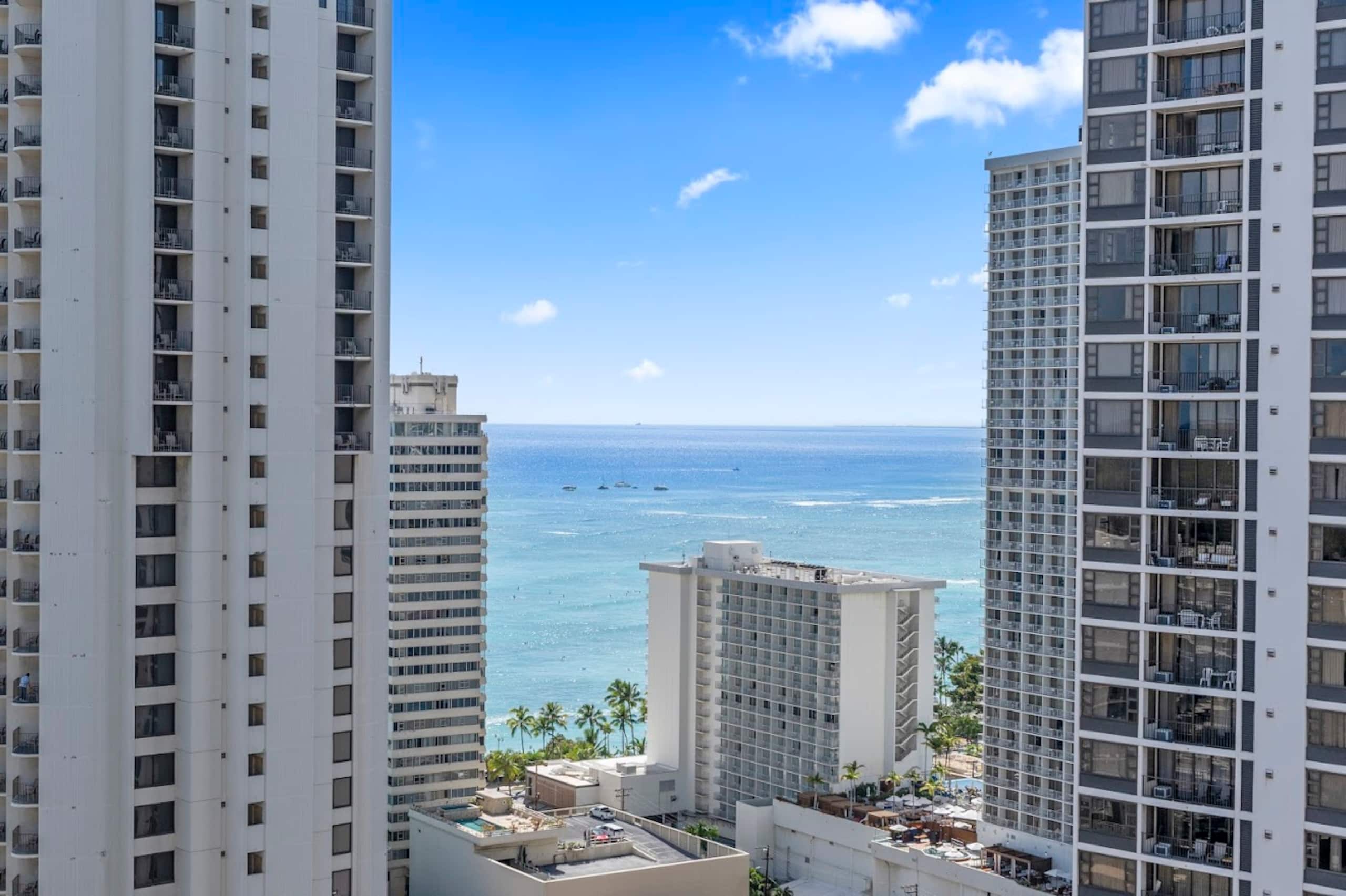 28FL-Upscale Ocean & Diamond Head View-1BR/Parking - Image 49