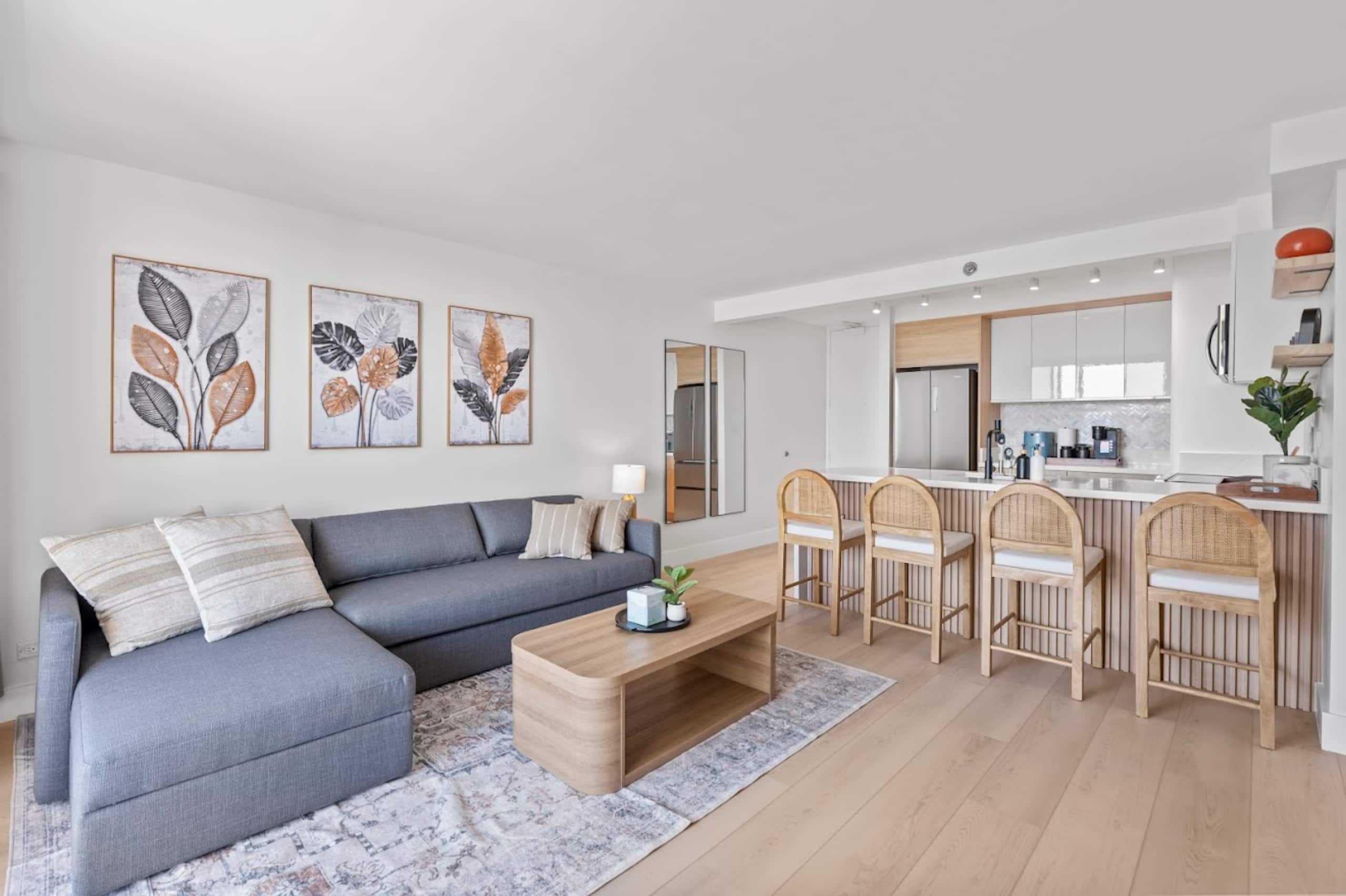 28FL-Upscale Ocean & Diamond Head View-1BR/Parking - Image 5