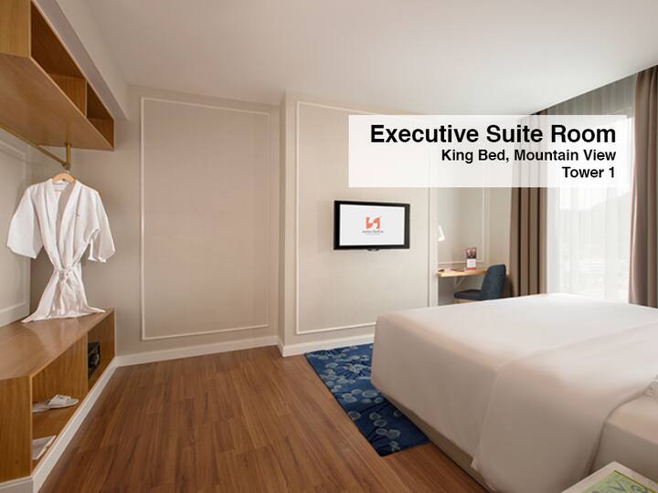 Executive Suite Tower 1 with Breakfast  · Executive Suite Tower 1 with Breakfast