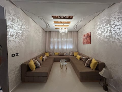Top performing Airbnb: Luxurious apartment at a low price in Meknès