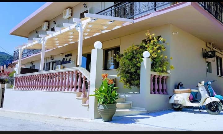 Ξενοδοχείο Michaela - Cephalonia