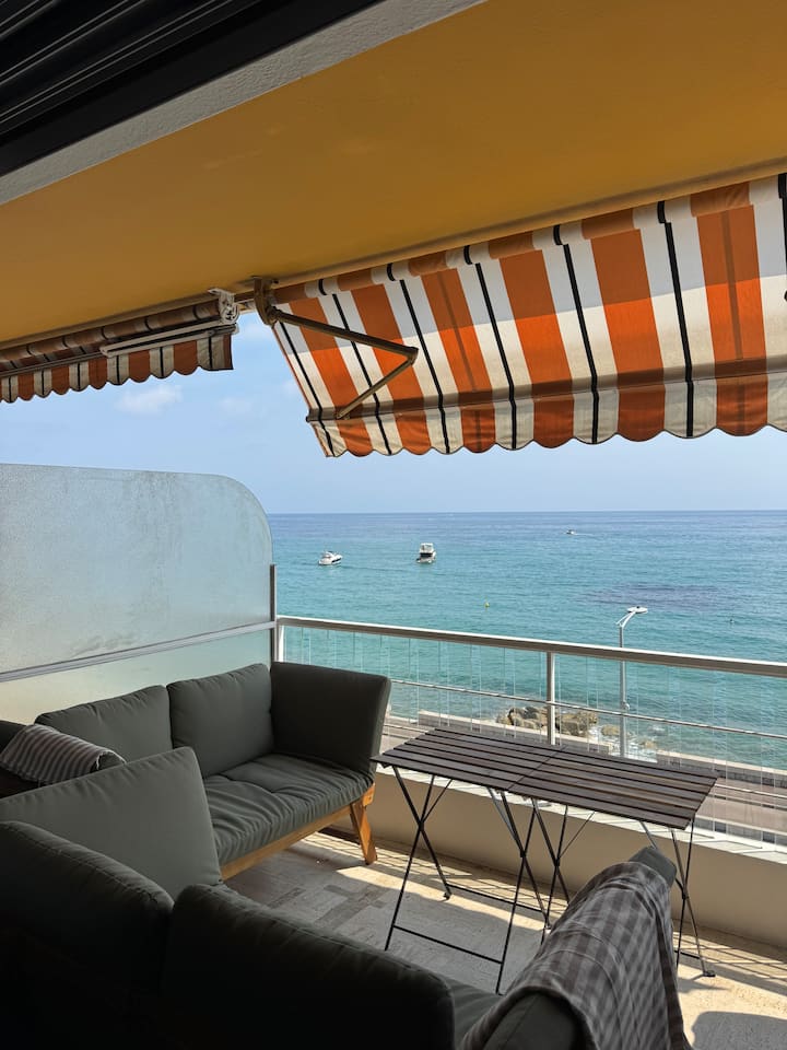 Appartement Pied Dans Leau - Menton
