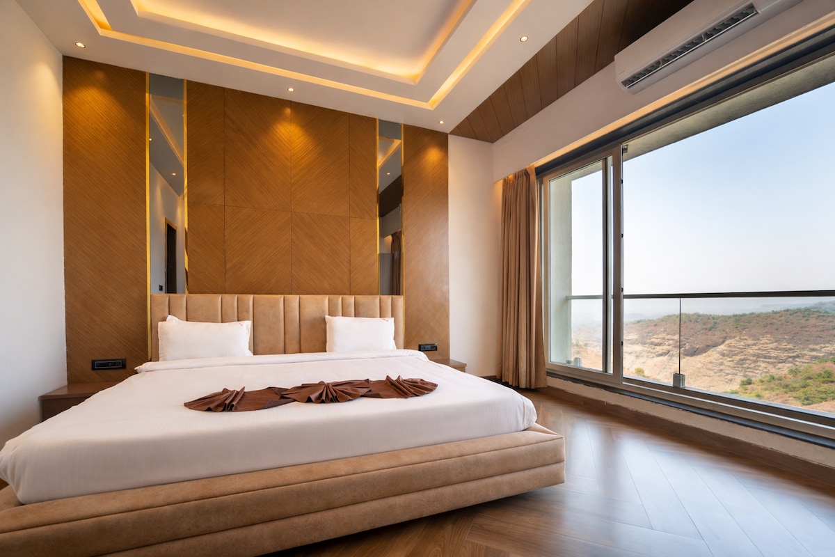5 BHK Escobar Villa by Manas Lifestyle 7