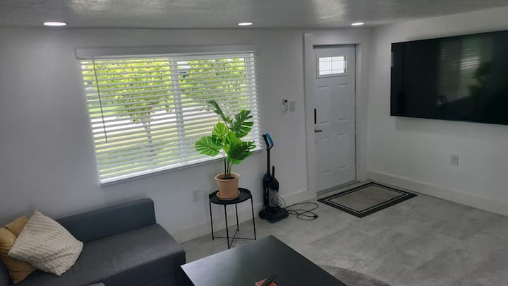 Lemon Tree Retreat - Hudson, FL