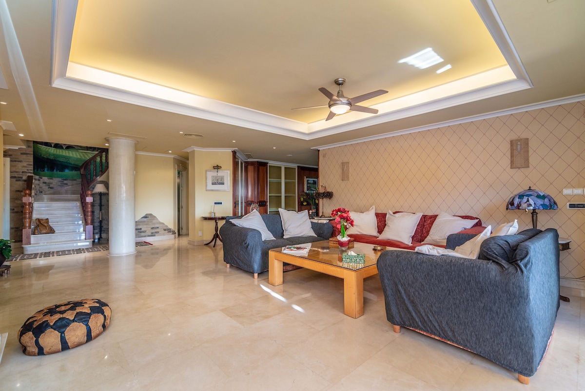 Airbnb con mejor rendimiento: Villa Jimenez - 5 BEDROOMS en San Jerónimo