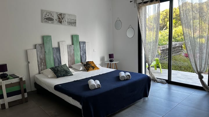 საძინებელი 1