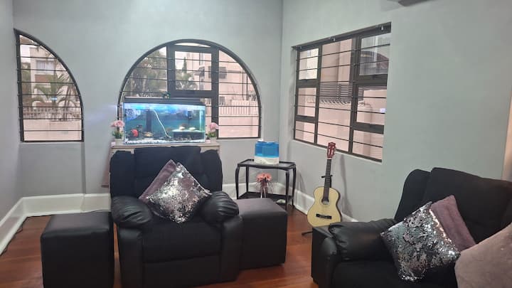 Stylish Homey Lux_essenwood - Durban