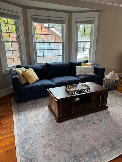 Popular Airbnb listing: Private Home: Fenced Yard, Fire pit, Office in Rome