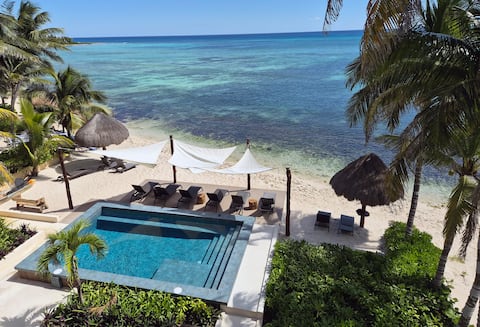 Beachfront Penthouse, 2 Pools Sleeps1-14 Akumal MX