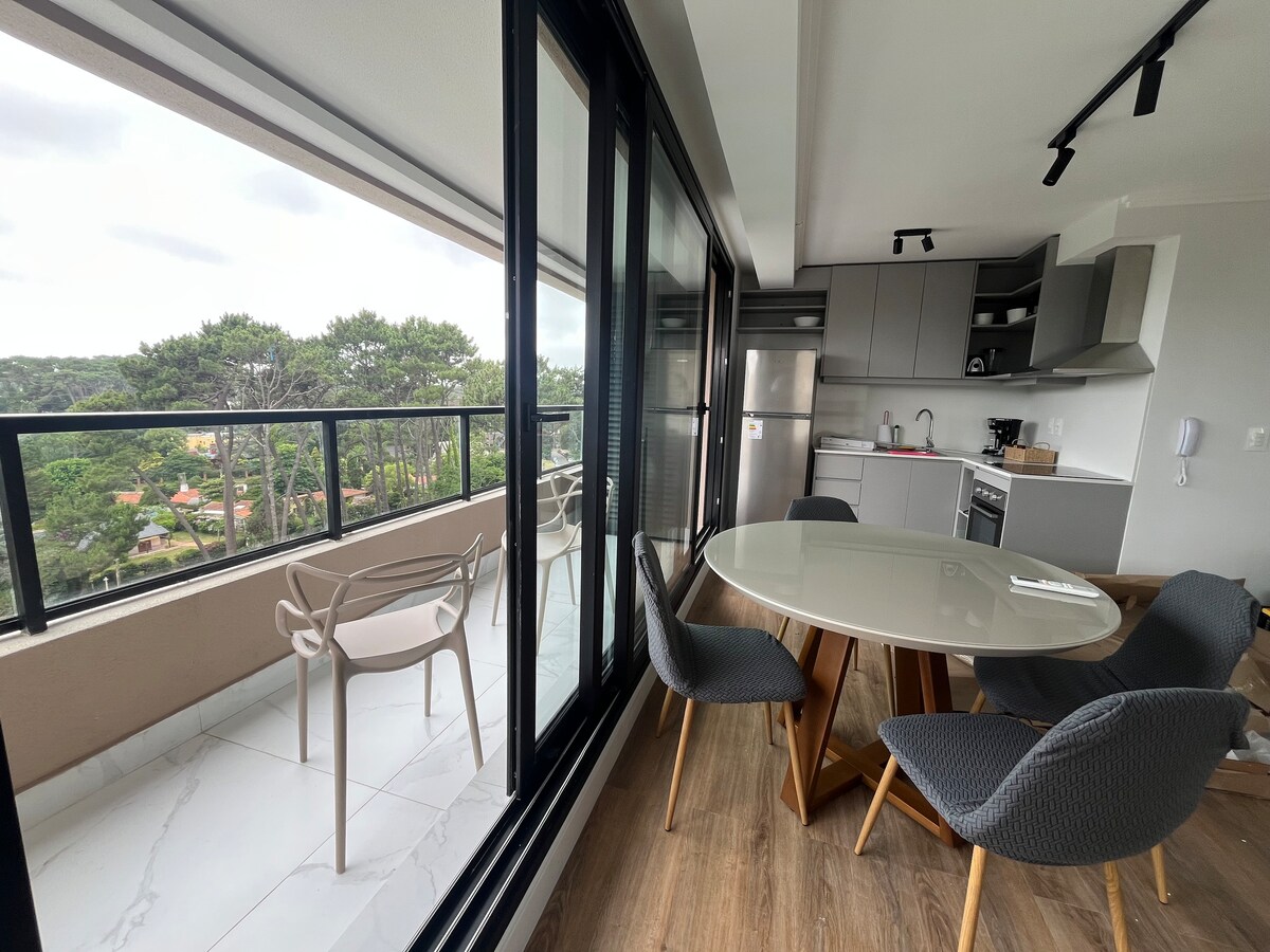 غرفة الطعام - المطبخ. مع سرير أريكة (شخصان)