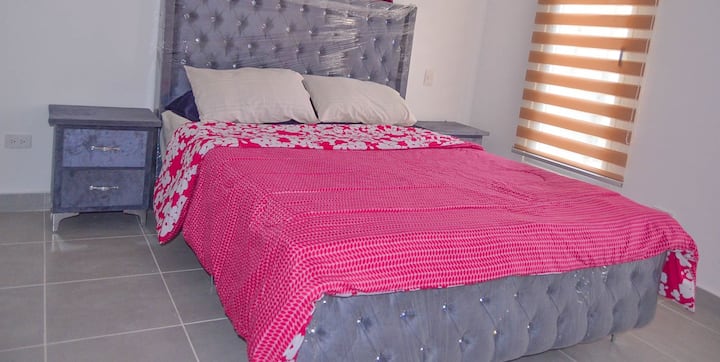 غرفة النوم 2