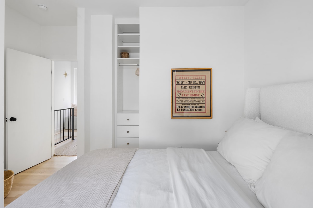Chalmers Cottage - Designer East Austin 2BD/2.5BA
