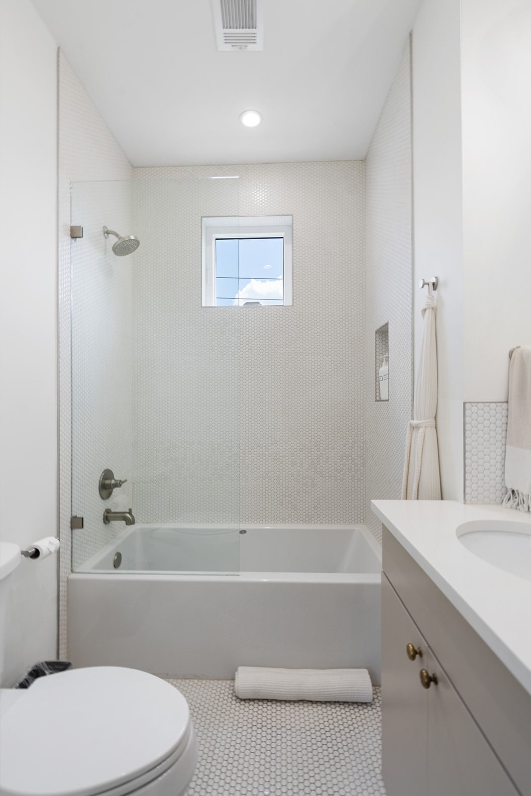 Chalmers Cottage - Designer East Austin 2BD/2.5BA