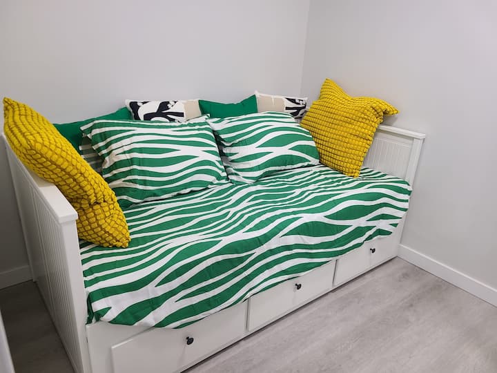 غرفة النوم 2