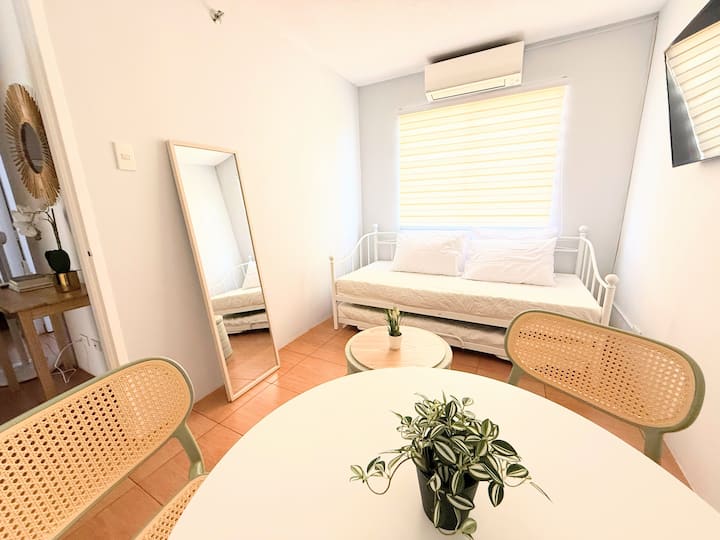 3-bedroom Resort Style Retreat In Sanremo Oasis - Cebu City