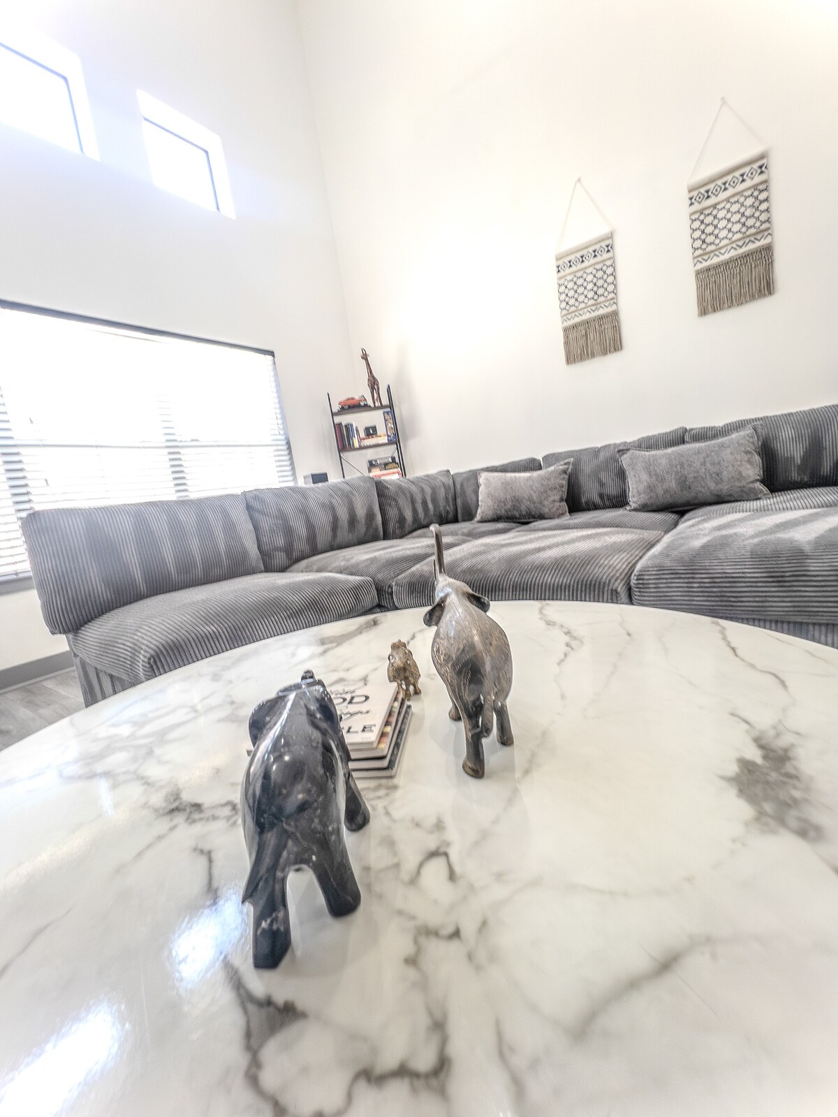 Successful Airbnb property: Luxury Home-near NRG, MedCenter, Downtown & Uptown in Willow Meadows / Willowbend Area