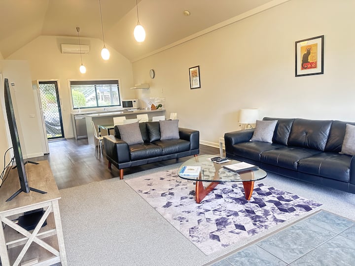 Sheoak Unit 6. - Metung
