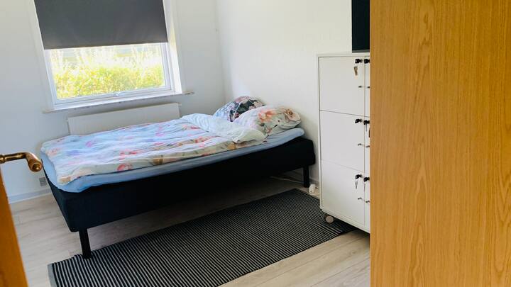 غرفة النوم 2