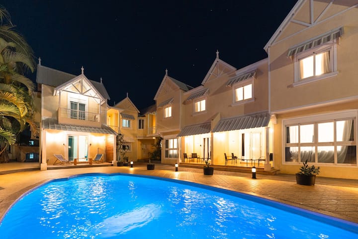 Beachside Villa W/ Pool & Private Terrace - Mauritius