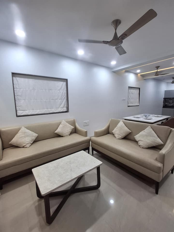 Living room image 5