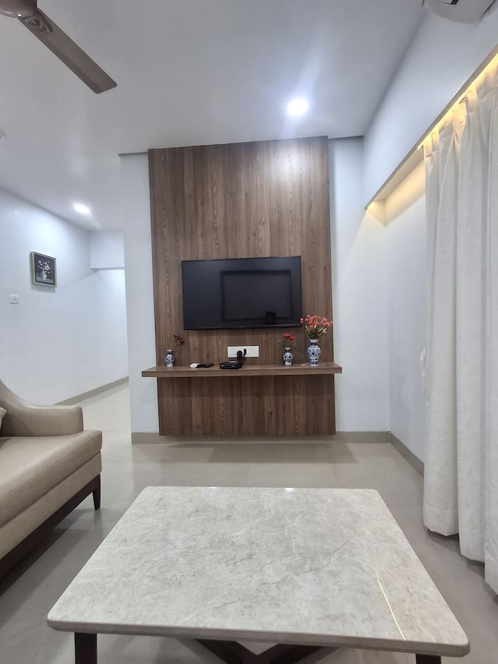 Living room image 7