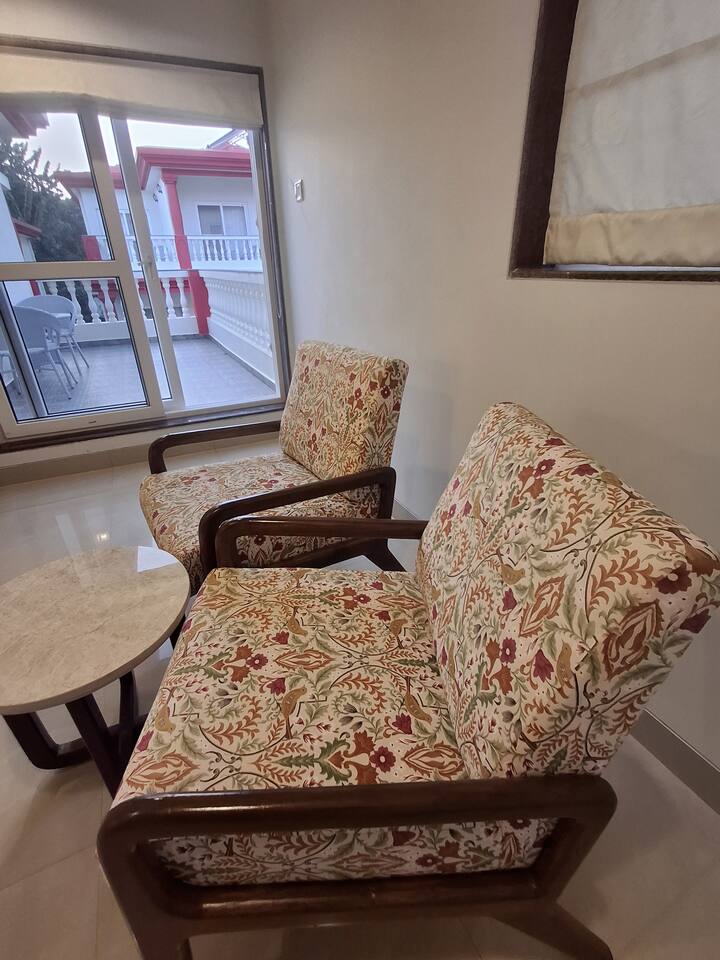 Living room image 9