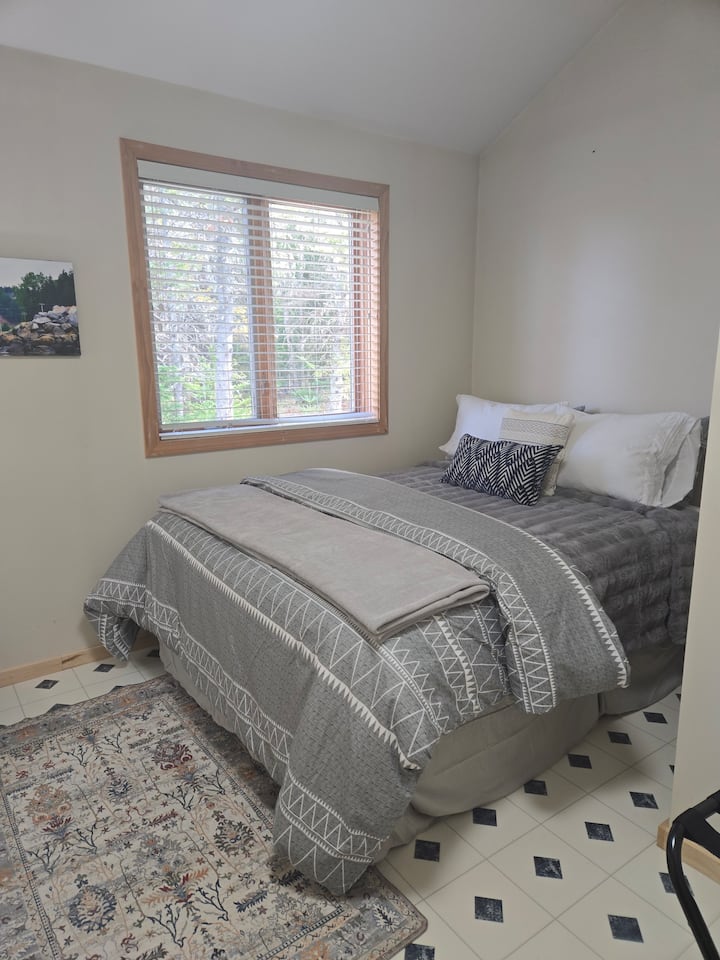 საძინებელი 2