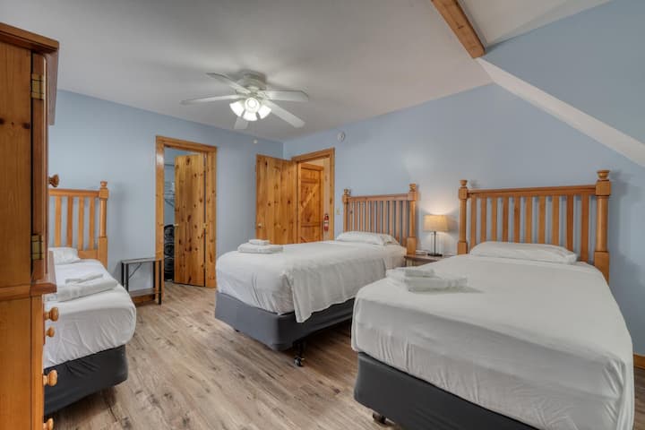 Risas compartidas, seguidas de un sueño verdaderamente tranquilo para todos.