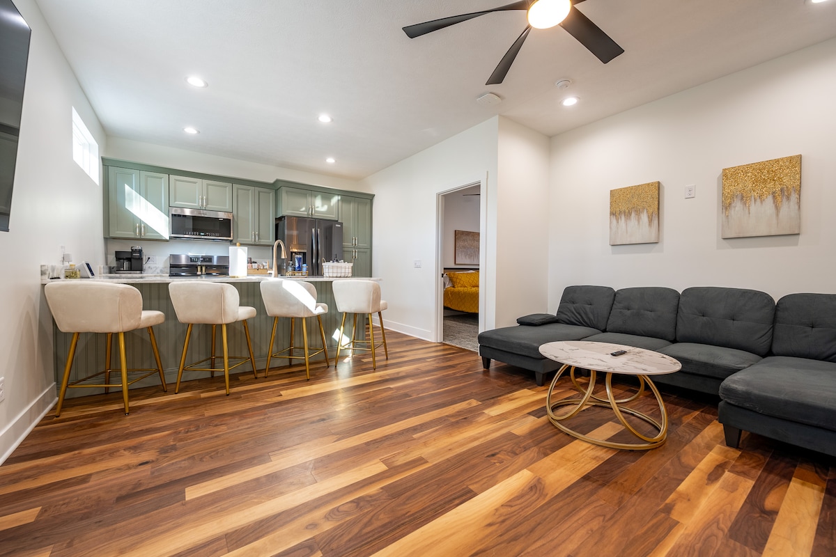 Depauw Luxury Loft