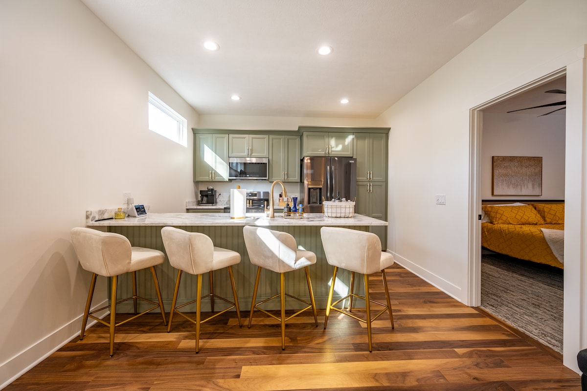 Depauw Luxury Loft