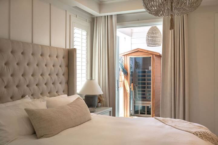 Luxury Home by the Pier! gallery image 5