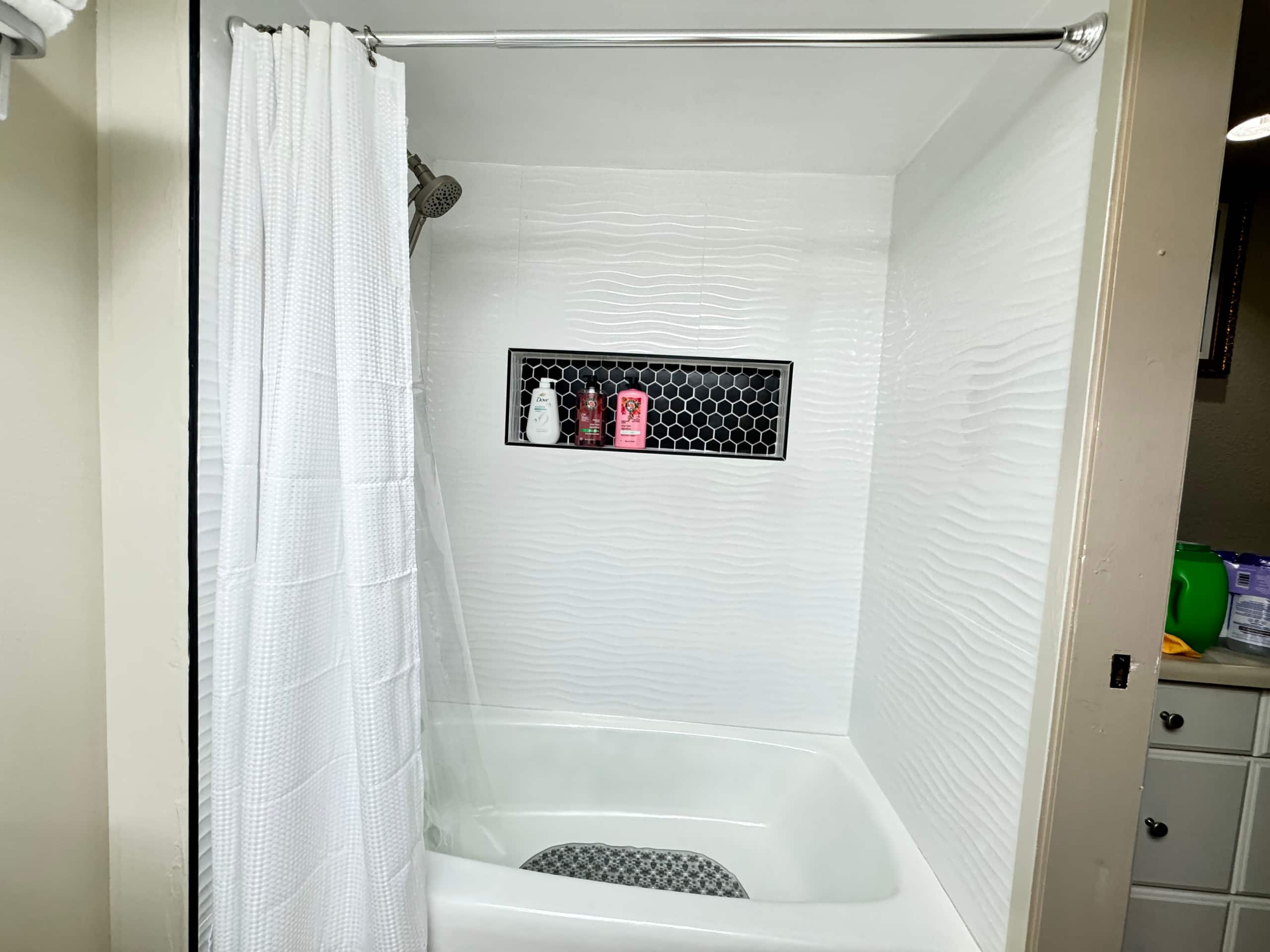 5Hilo Sunshine Rental Downtown, Pool, Self Check-In - Photo 10
