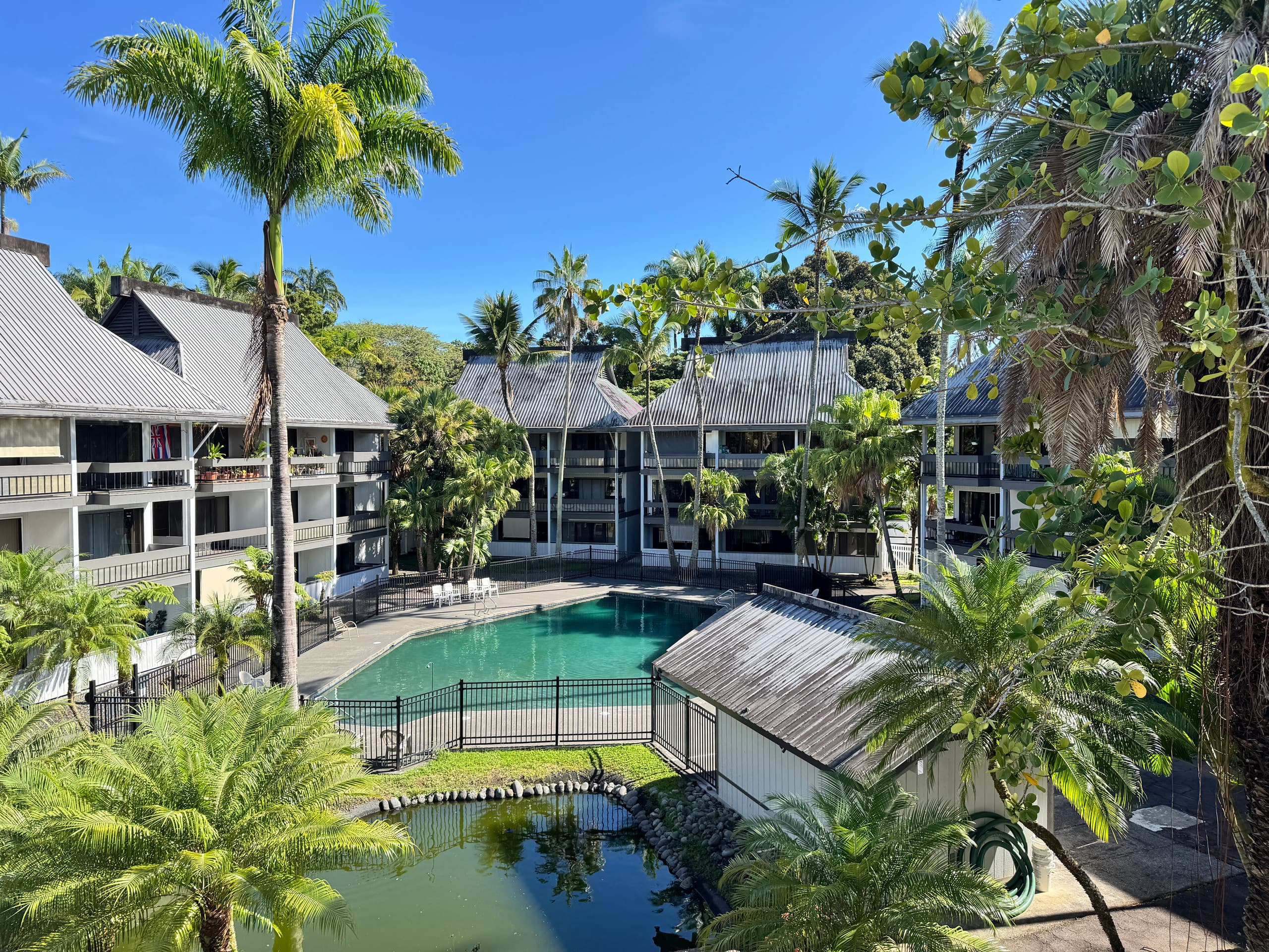5Hilo Sunshine Rental Downtown, Pool, Self Check-In - Photo 13