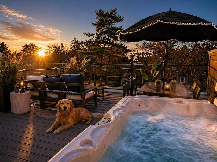 Private Hot Tub The Roost 16|2br |Patio |Downtown. - Traverse City, MI