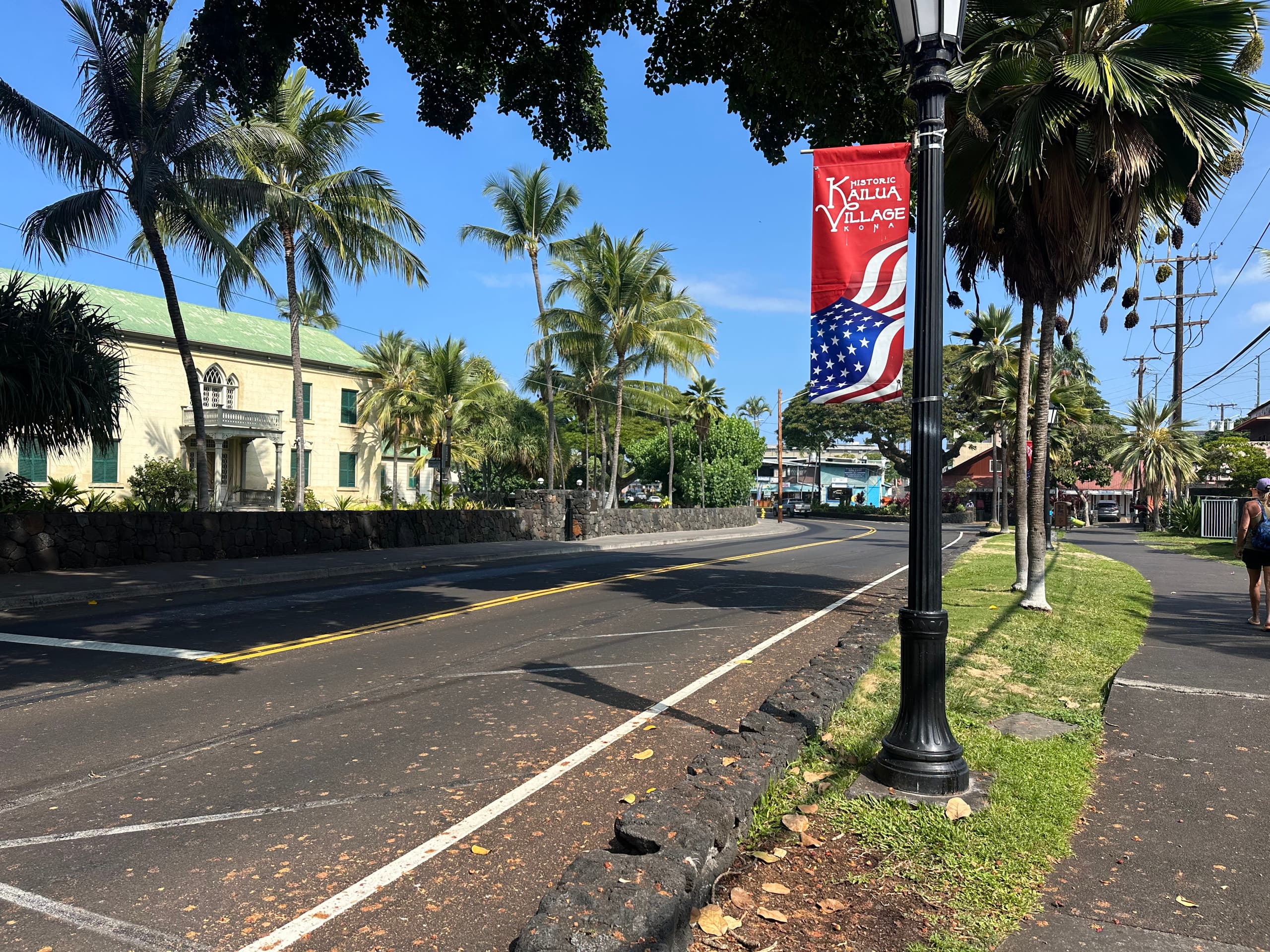 Top floor ocean view condo in the heart of Kona - Image 39