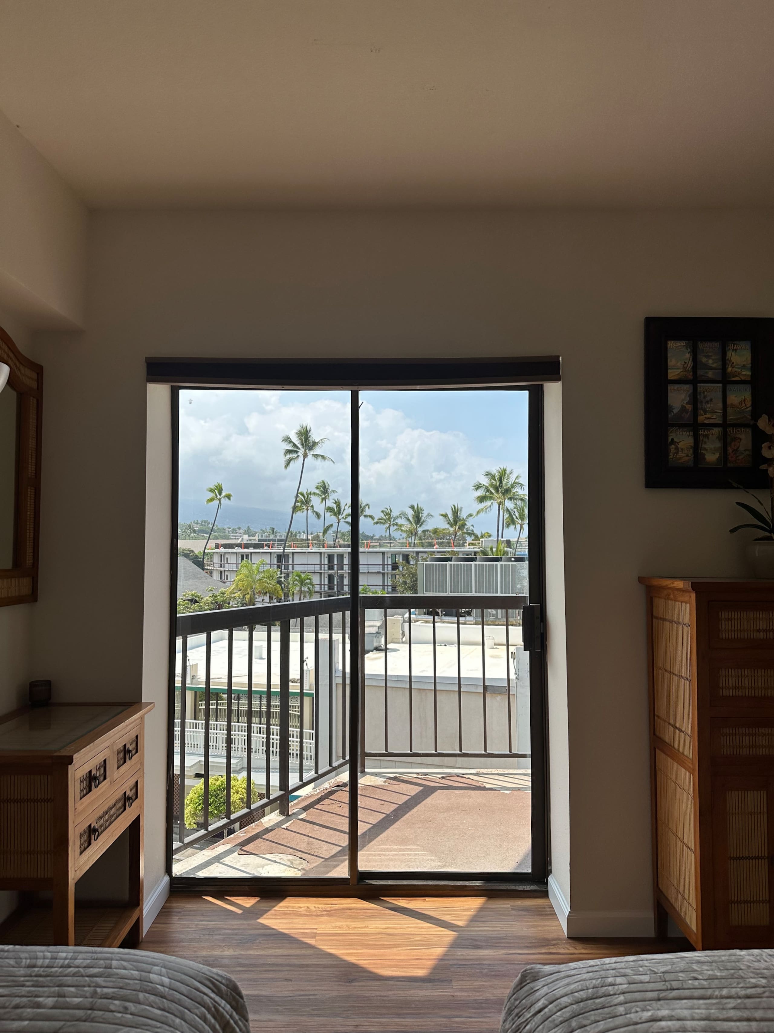 Top floor ocean view condo in the heart of Kona - Image 16
