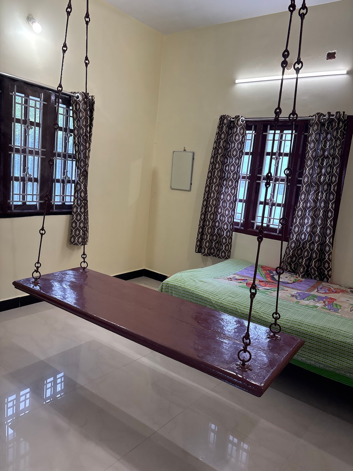 แกว่งไปมาผ่อนคลาย 