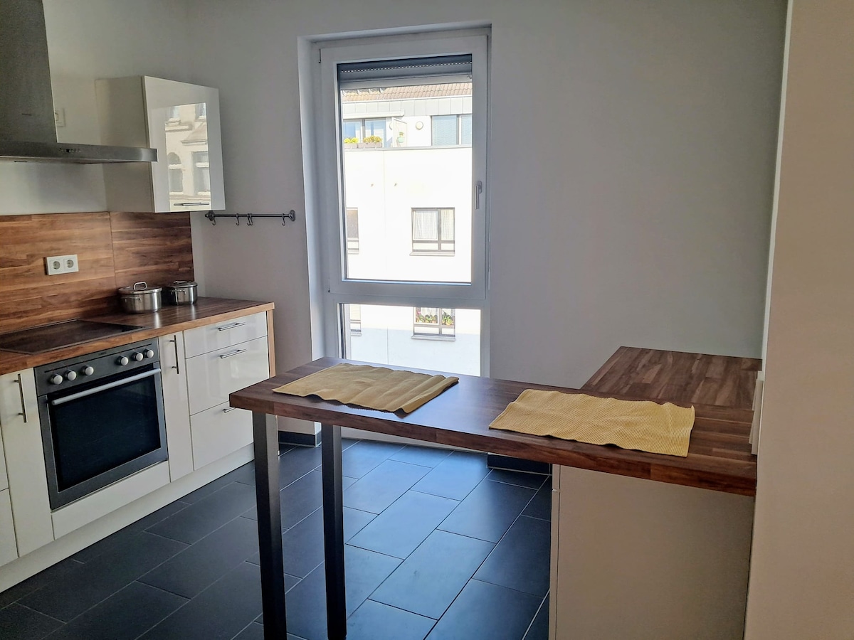 Top performing Airbnb: Walking distance Köln Messe in Mülheim