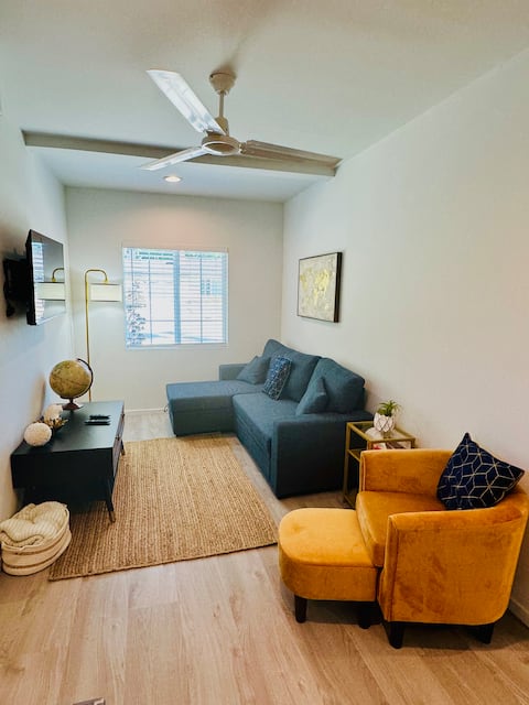 Popular Airbnb listing: Private Porter Ranch Gem-Parking & Near CSUN in Los Angeles
