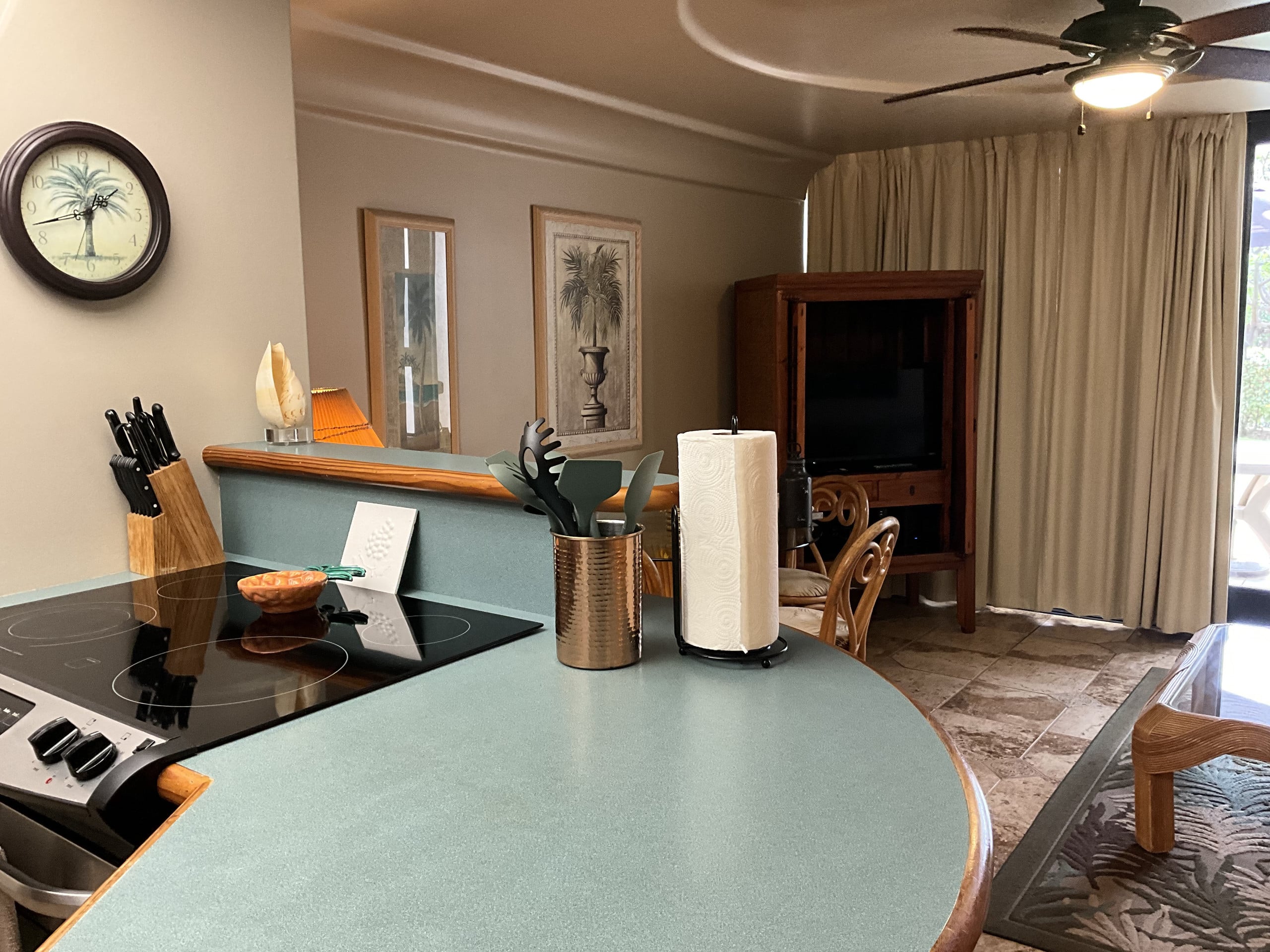 Condo in Kihei · ★4.97 · 1 bedroom · 1 bed · 1 private bath - Image 37